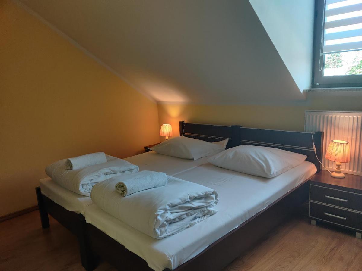 Cztery Pory Roku Guest House Białowieża Екстериор снимка