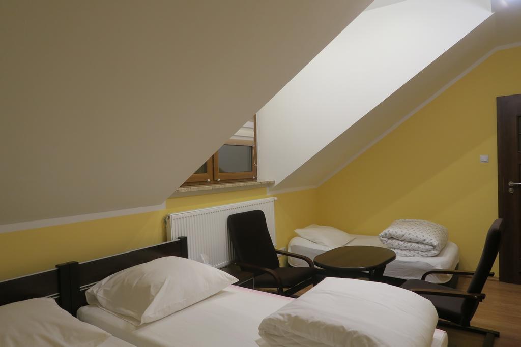 Cztery Pory Roku Guest House Białowieża Екстериор снимка