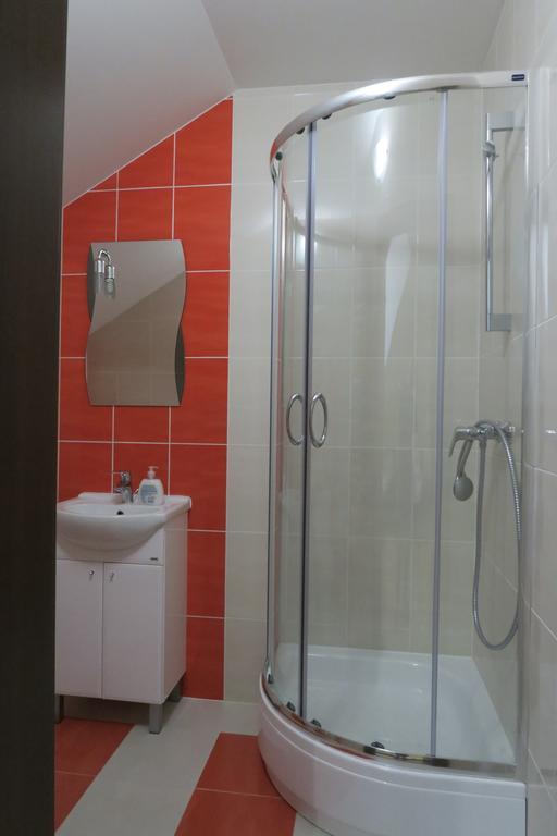 Cztery Pory Roku Guest House Białowieża Стая снимка