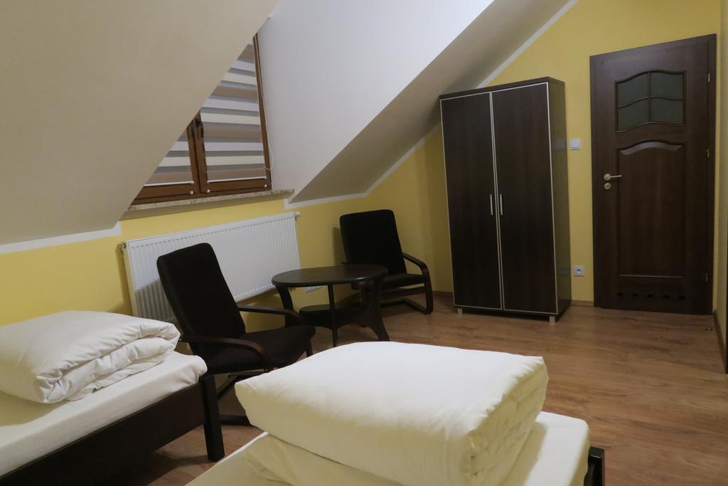 Cztery Pory Roku Guest House Białowieża Стая снимка