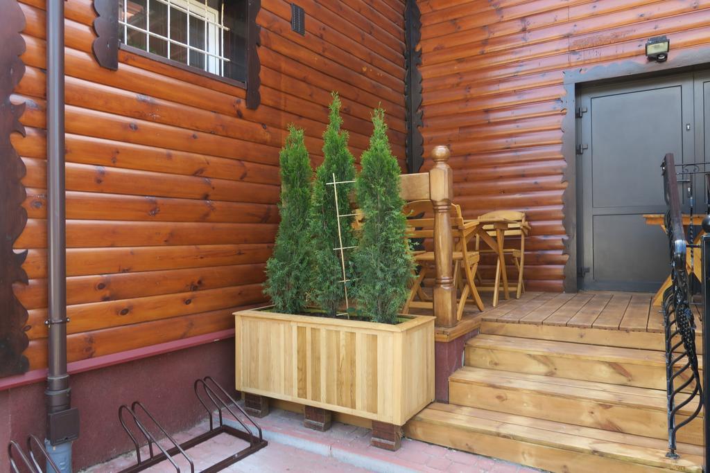Cztery Pory Roku Guest House Białowieża Екстериор снимка